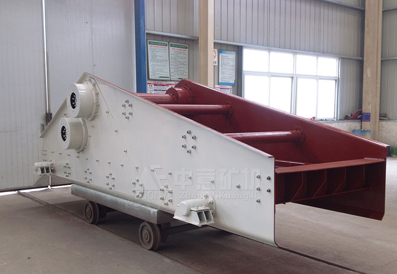 直線振動篩設(shè)備實拍