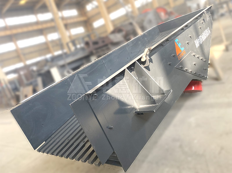 振動(dòng)給料機(jī)實(shí)拍2