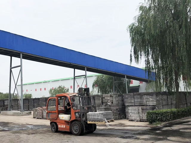 山西孝義固定式建筑垃圾制磚項(xiàng)目推動(dòng)利廢新材有效利用