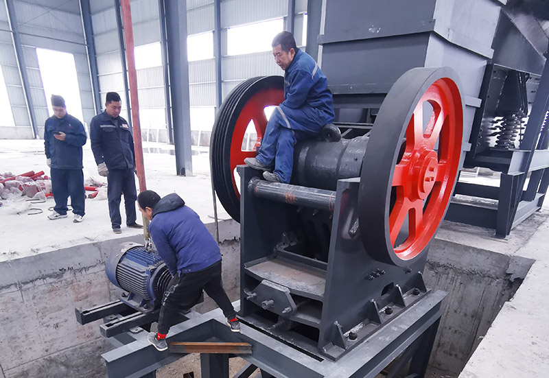 中意售后工程師現(xiàn)場指導(dǎo)安裝