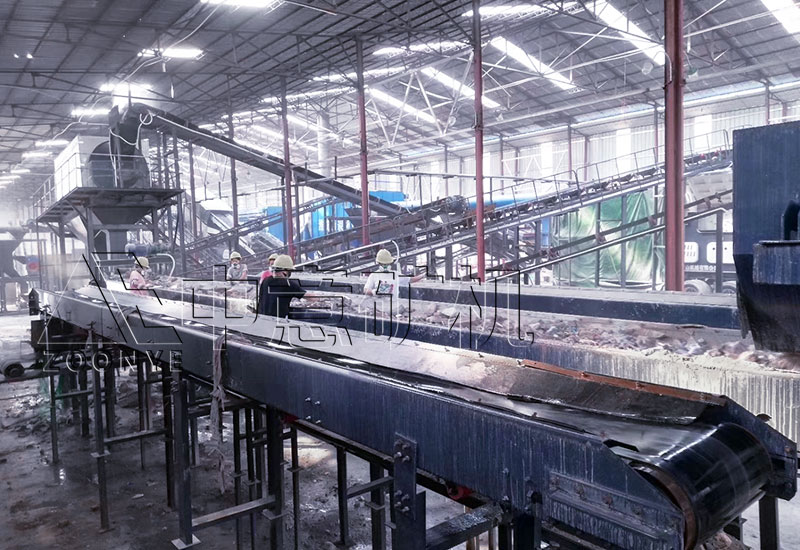 廣州環(huán)保固廢建筑裝修垃圾粉碎再生利用項目現(xiàn)場